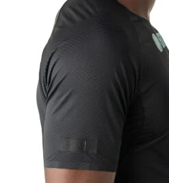 SPARTAN By CRAFT Nanoweight SS Tee - Men's -Sportswear Sales Shop CRAFT Mens Nanoweight Tee Black 4